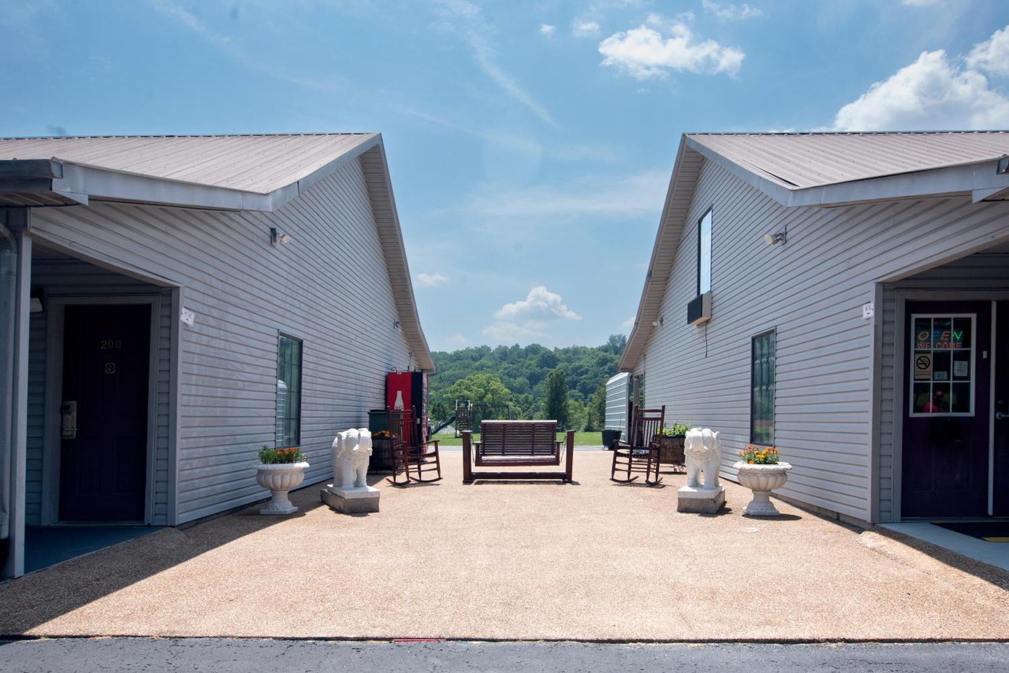 Lynchburg Country Inn Exterior foto
